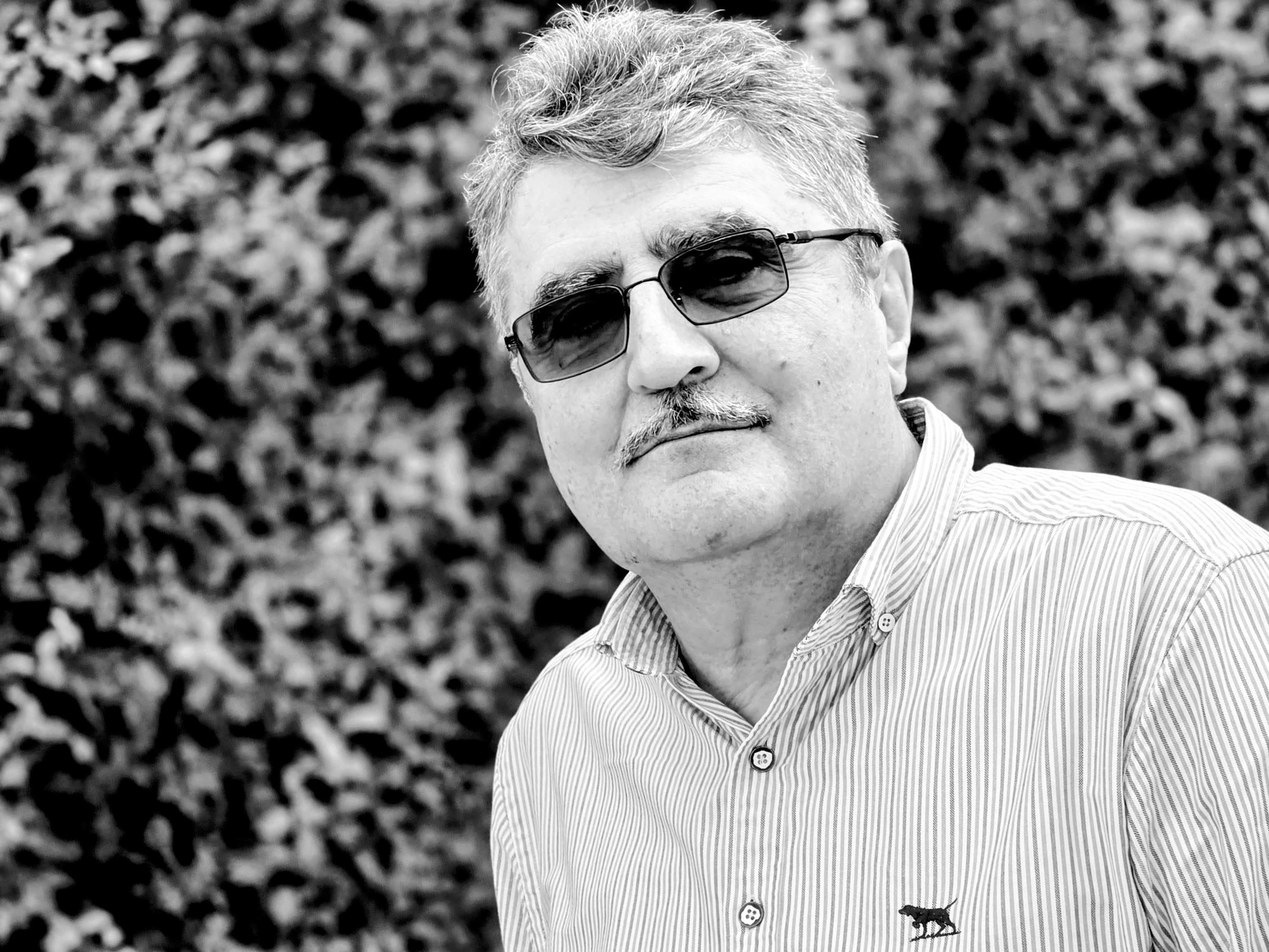 Dr. Zoran Peric